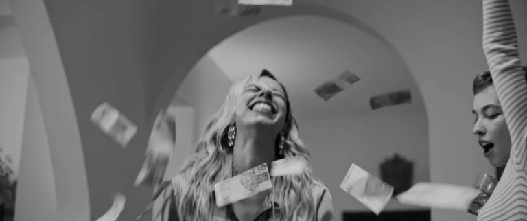 MVS_EXIBICAO_091122_v2.mp4.00_46_32_08.Still006 - Eva Bensiman