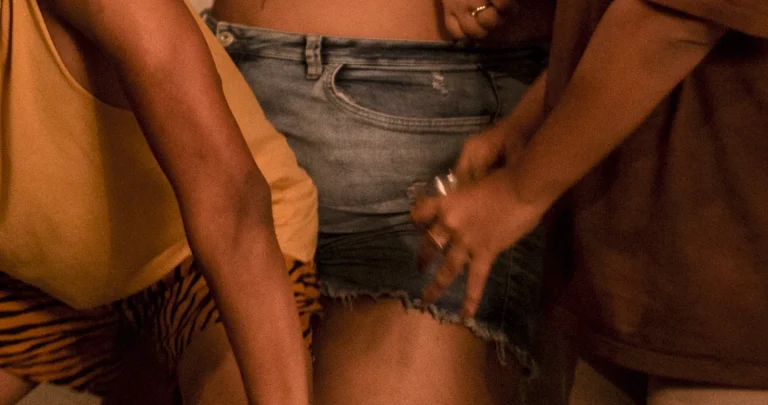 O ÚLTIMO ROCK - Mariana Garcia