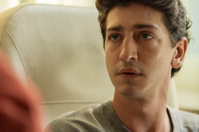 MONCA_Fotografia Johnny Massaro_personagem Nando_still_Guilherme Leporace_546 menor - Thiago Pimentel