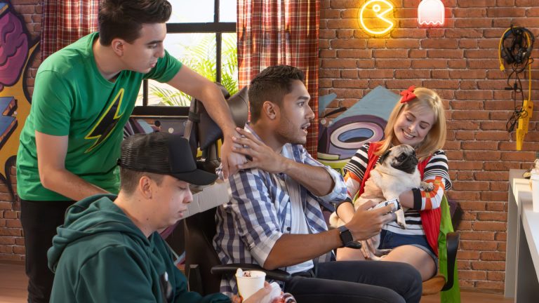 Authentic Games 4 - 8