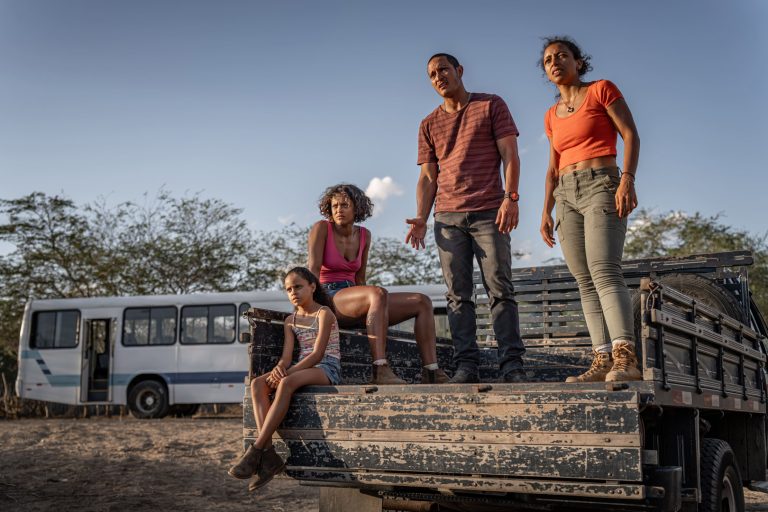 CNGC2S_EP06_TERREIRO_DILVANIA,_DINORAH,_UBALDO,_VITORIA_POR_LAURACAMPANELLA_LCS03386 (1) - Viviane Rezende