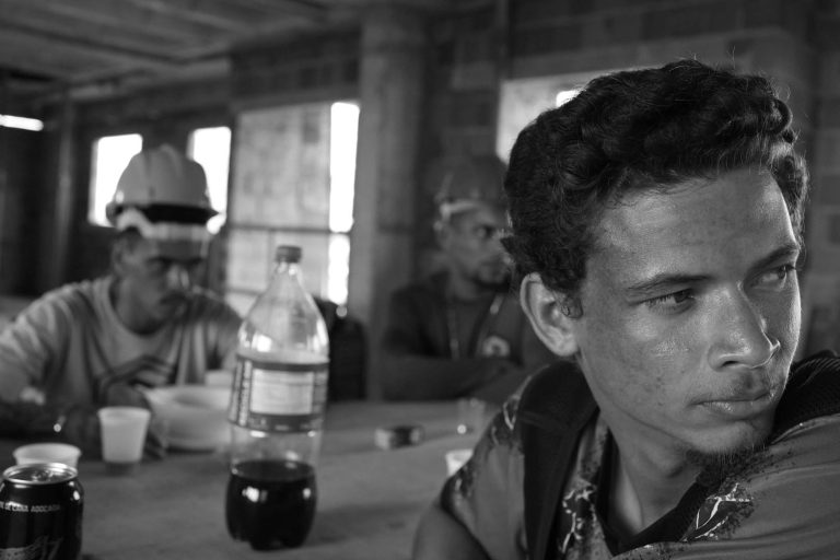 POSTER FOTO + granulado para redes RGB