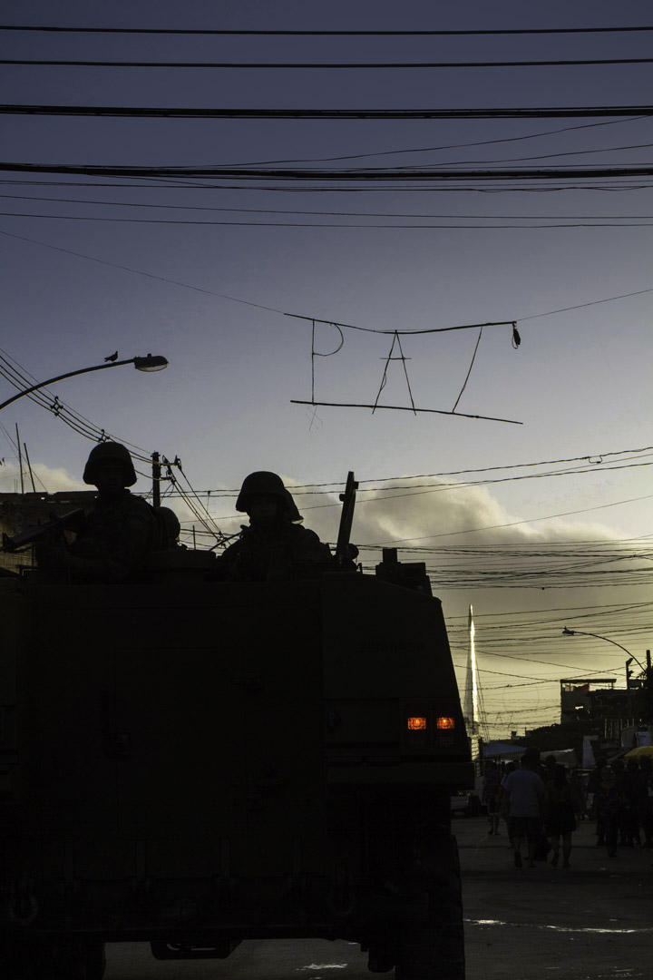 Essa foto jamais poderá ser usada para ofender a imagem do fotografado, atentar contra sua honra e dignidade. Seu uso destina-se a fins jornalísticos, informativos, educativos, artísticos e em campanhas humanitárias. Proibida a utilização sem autorização do autor (Lei 9610 de 98). Para usa-la, entre em contato com lbaltar@gmail.com. Essa foto está resguardada por direitos autorais.