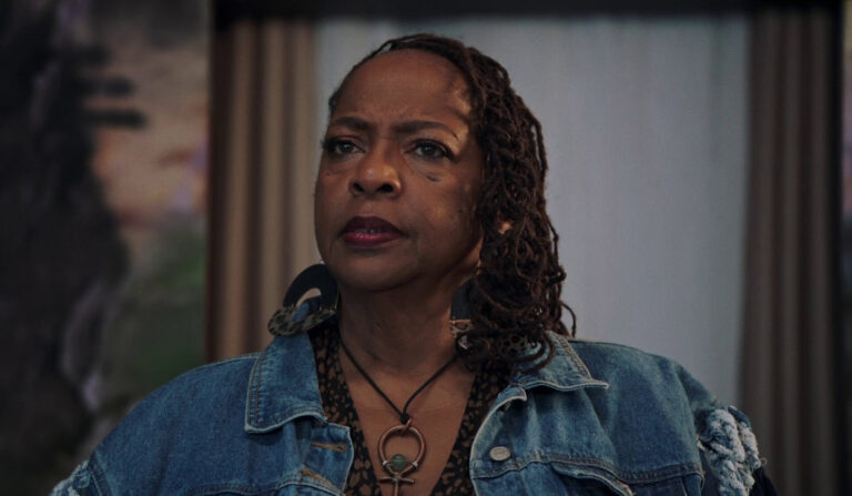 Coadjvante -QuaseDeserto_DEBORAH CHENAULT- Acere Produção Artística e Cultural Ltda.