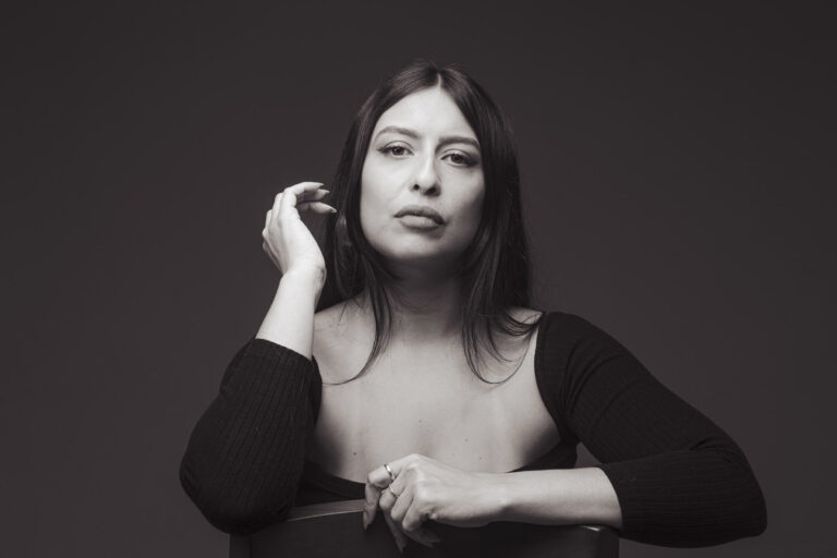 Diretora - Débora Mcdowell -0382-3 - Muamba Filmes