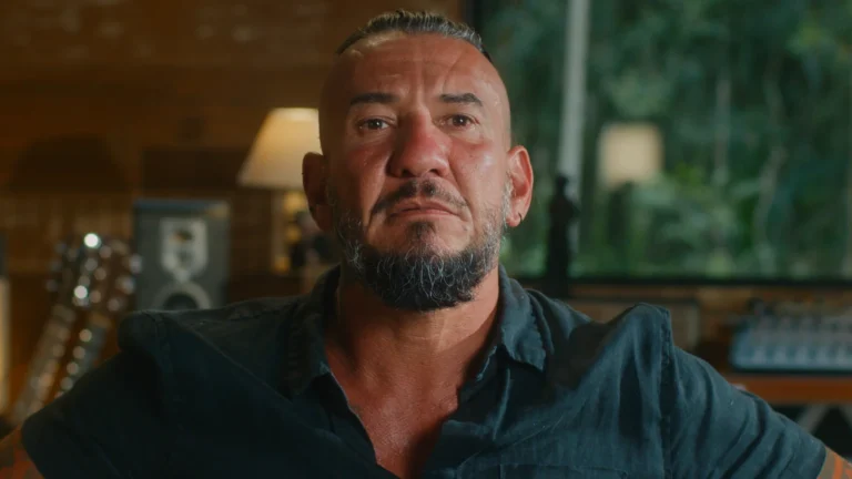 EP 04 EDIT ONLINE.00_37_54_13.Still002 - Daniel Ferro