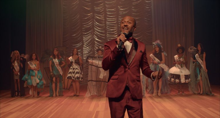 FIGURINO - Karlla de Luca - Alexandre Lino