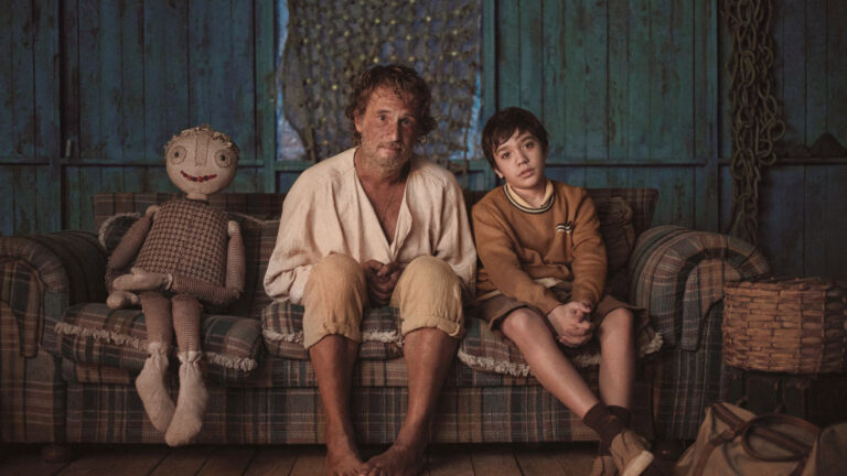 Netflix divulga primeiras imagens de 'O Filho de Mil Homens', co