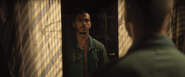 Ruan Aguiar interpreta Beto, um jovem misterioso que se torna aprendiz de Tunico - Cred Olhar Filmes