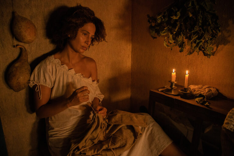 Still CAMILA PITANGA - atriz - Maria Eduarda D’Elia de Oliveira